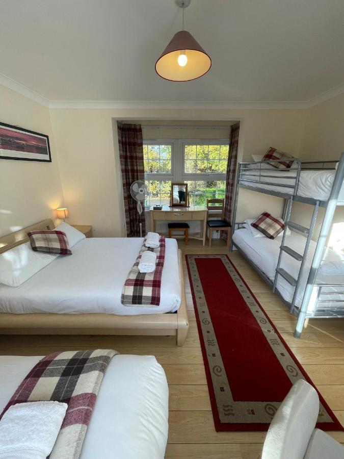 Oakhurst Gatwick B&B Κρόουλι Εξωτερικό φωτογραφία
