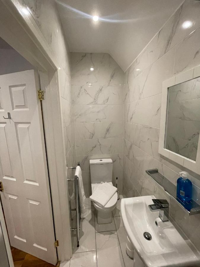 Oakhurst Gatwick B&B Κρόουλι Εξωτερικό φωτογραφία