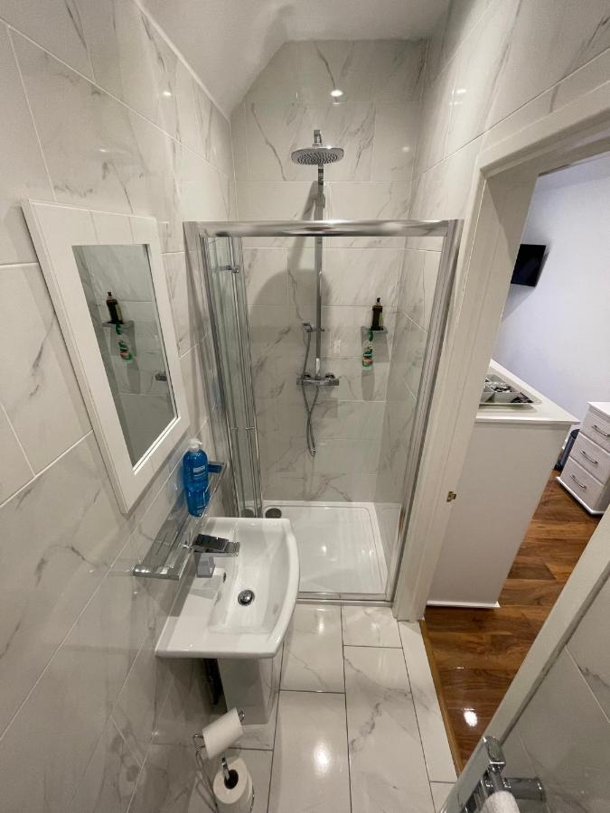 Oakhurst Gatwick B&B Κρόουλι Εξωτερικό φωτογραφία