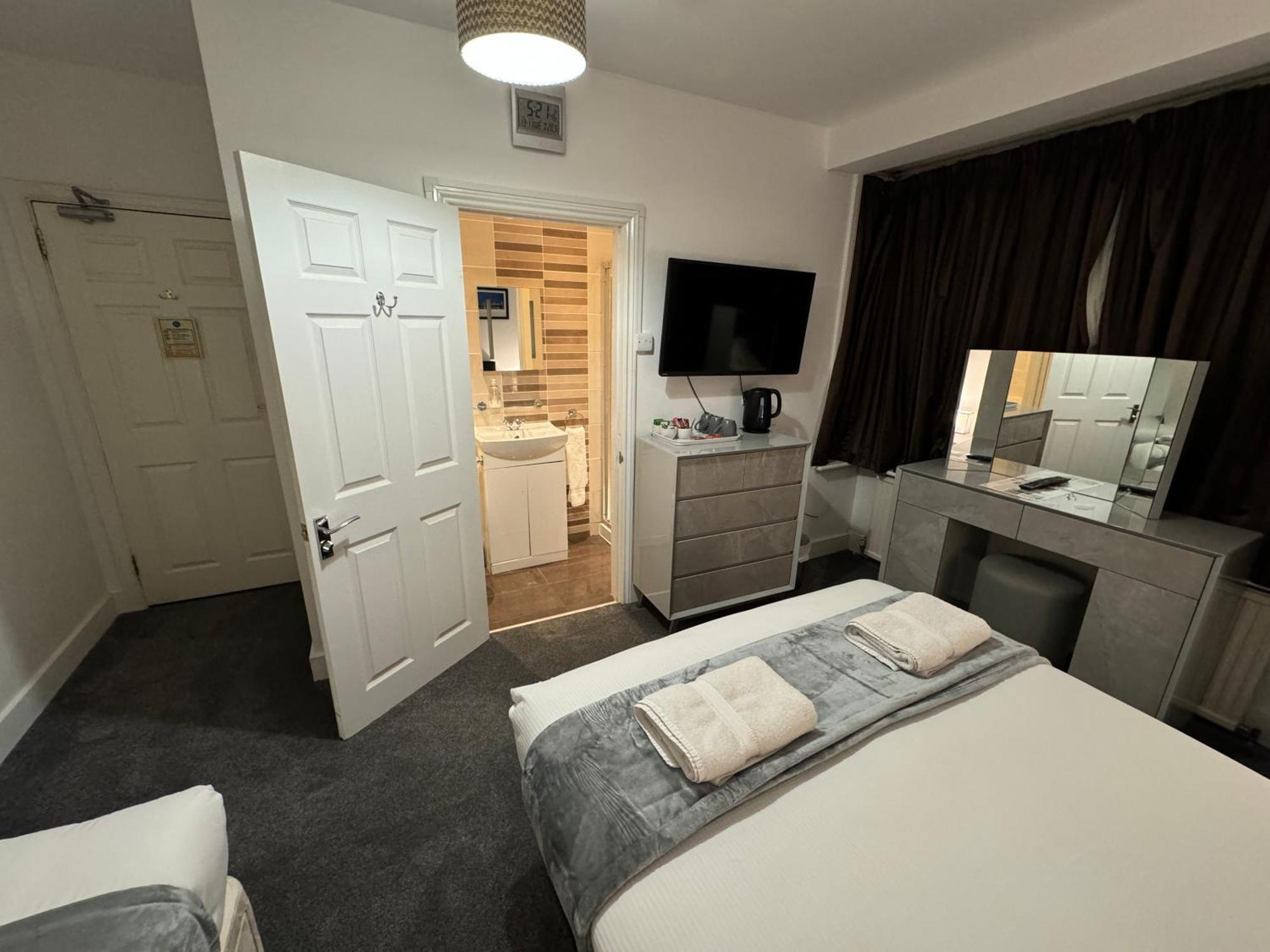 Oakhurst Gatwick B&B Κρόουλι Εξωτερικό φωτογραφία